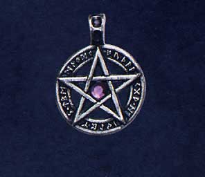 AvalonsTreasury.com: Pentagram with Runes (Page: Pentagram with Runes) [296 x 256 px]