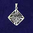 AvalonsTreasury.com: Celtic Knot (Page: Cross-shaped Knot) [112 x 112 px]
